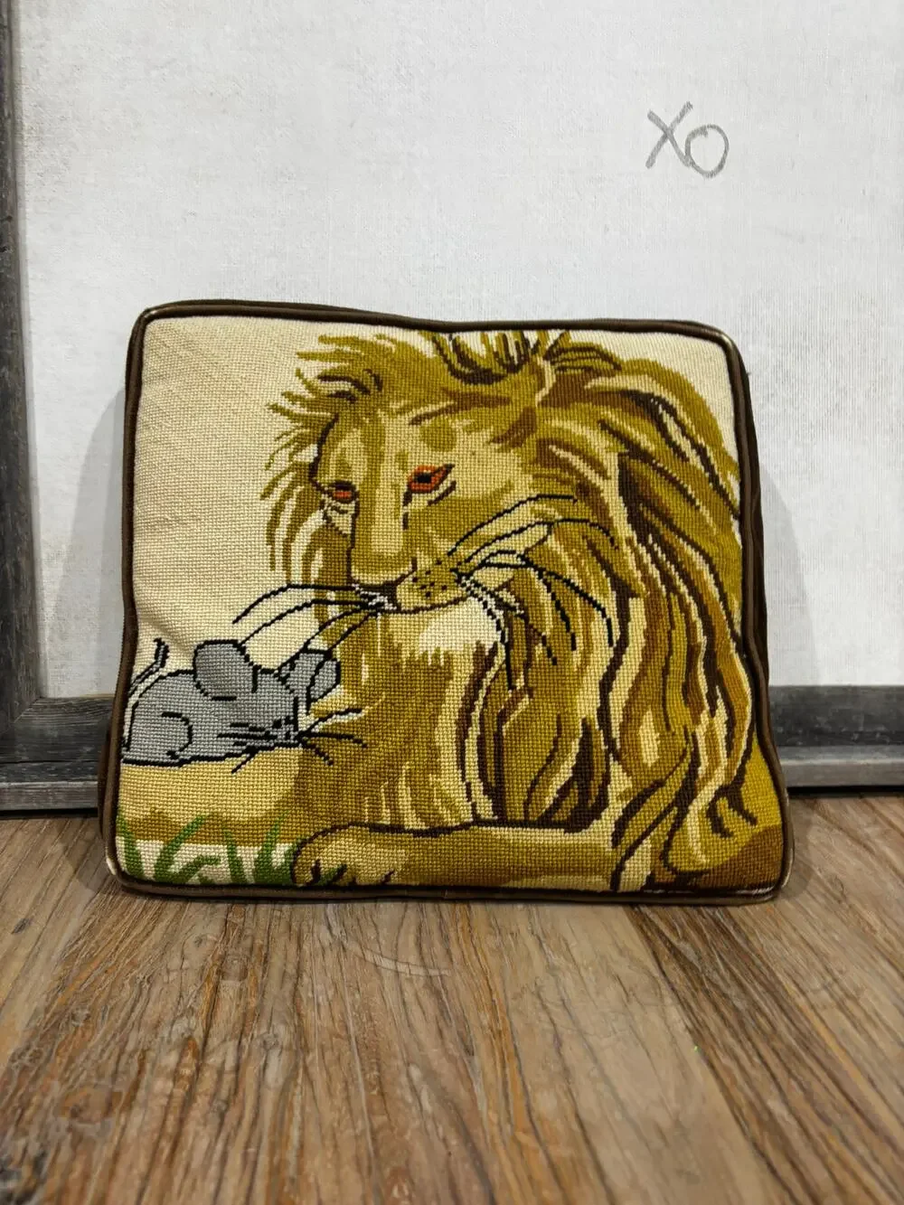 Vintage Needlepoint Lion Mouse Pillow Cushion Aesop Tapestry Zippered 12